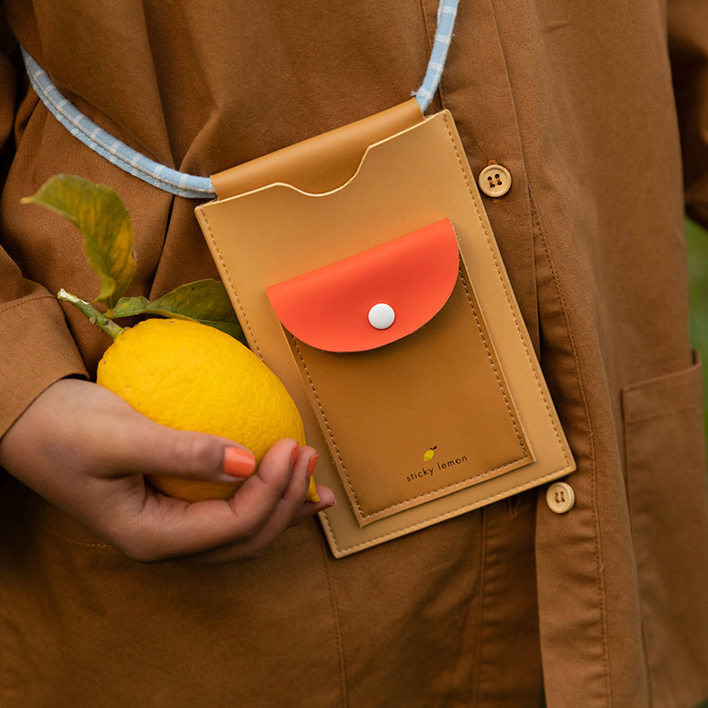 PHONE POUCH - Sticky Lemon, XL - Farmhouse Pear Jam