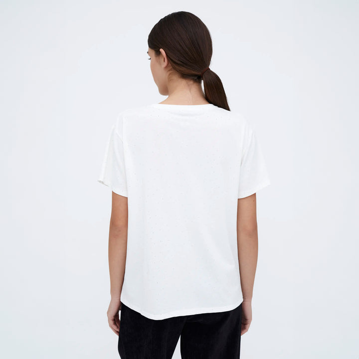CAMISETA - Wild Pony,  Blanca con apliques plateados.