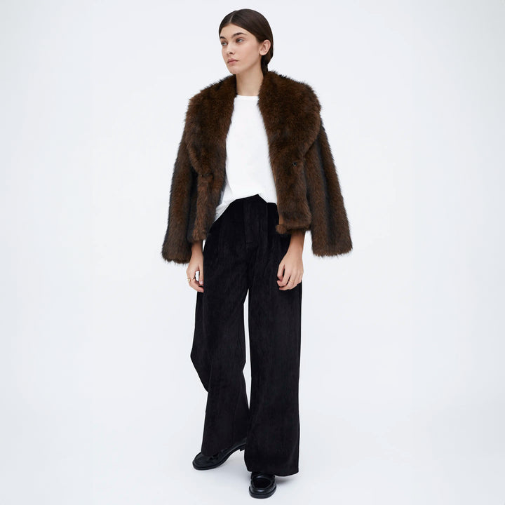 CAMISETA - Wild Pony,  Blanca con apliques plateados.