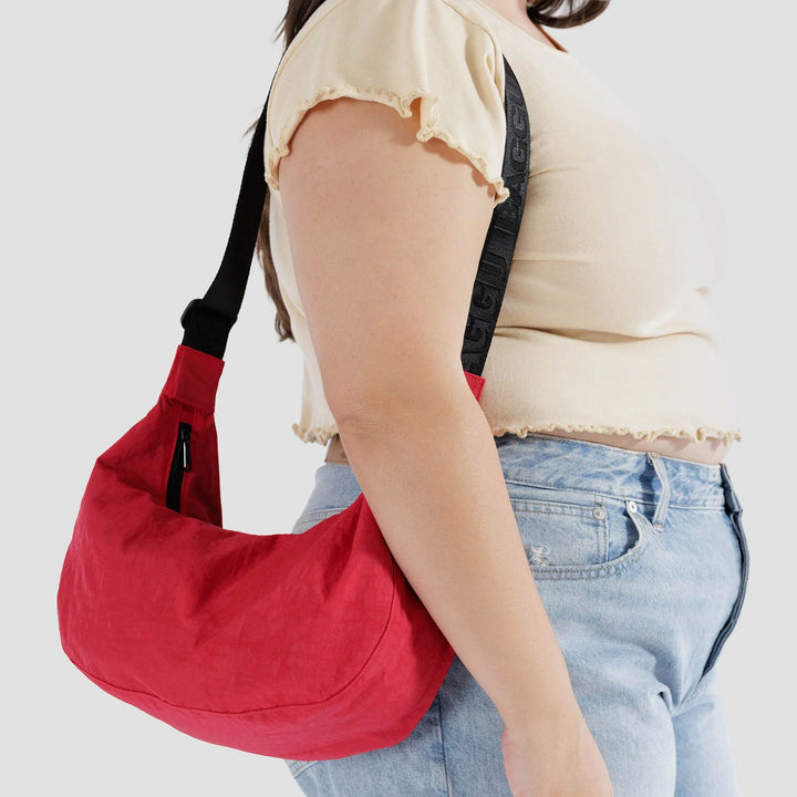 BOLSO - Baggu, Medium Nylon Crescent Bag Candy Apple