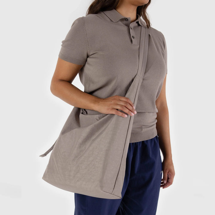 BOLSO - Baggu, Large Nylon Sling Bag Dove