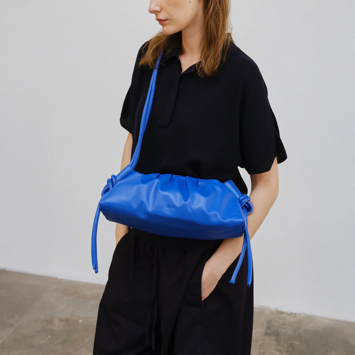 BOLSO - Ölend, Dumpling Bag Cobalt blue