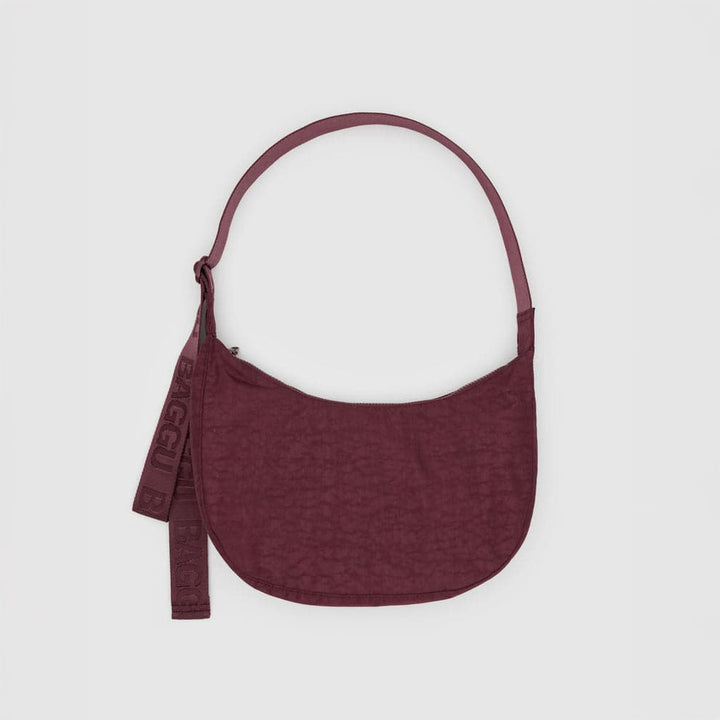 BOLSO - Baggu, Medium Nylon Crescent Bag Mahogany