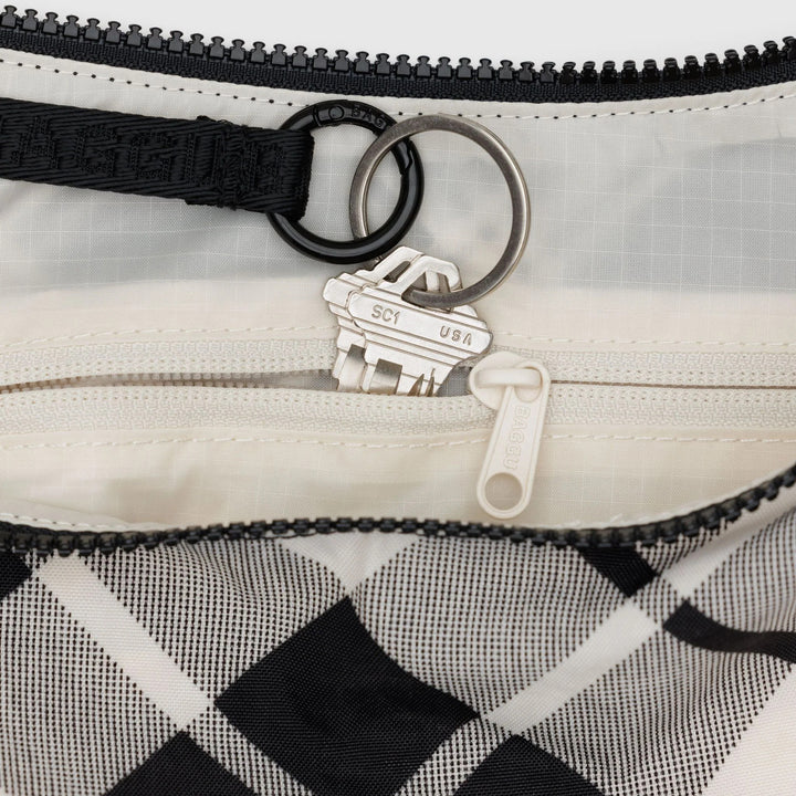 BOLSO - Baggu, Medium Nylon Crescent Bag Mixed Plaid