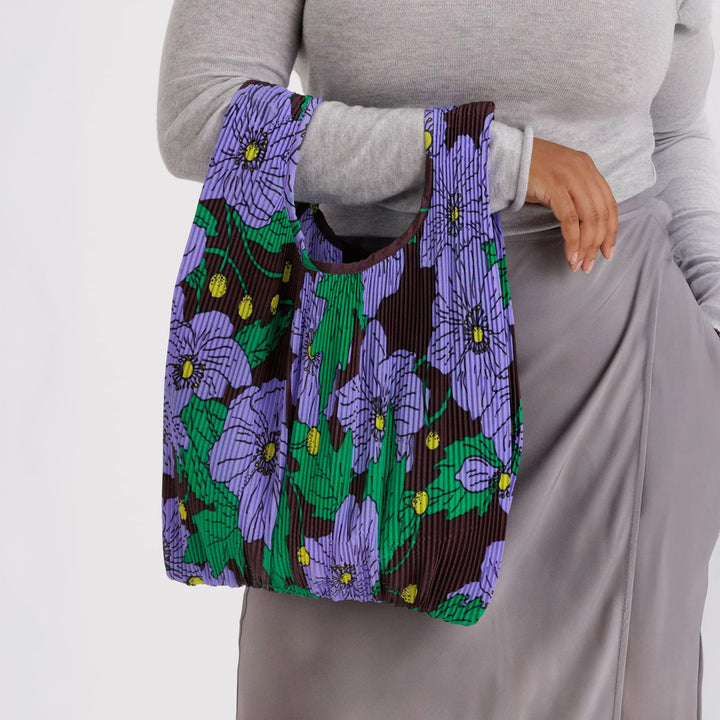 TOTE BAG - Baggu, Pleated Maroon Poppy