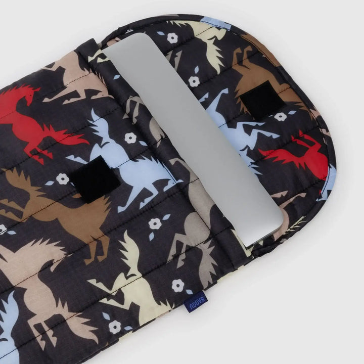 FUNDA DE PORTÁTIL 16'' - Baggu, Horse Cut Outs