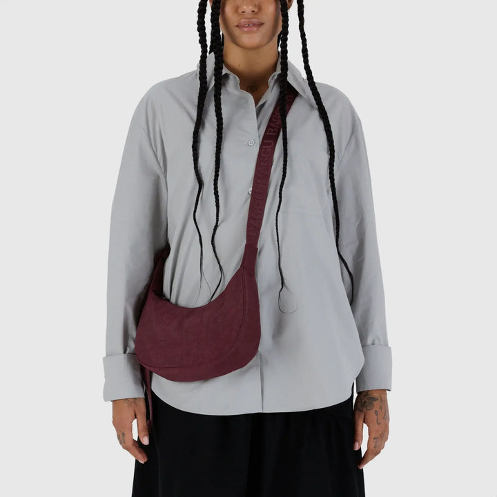 BOLSO - Baggu, Small Crescent Mahogany