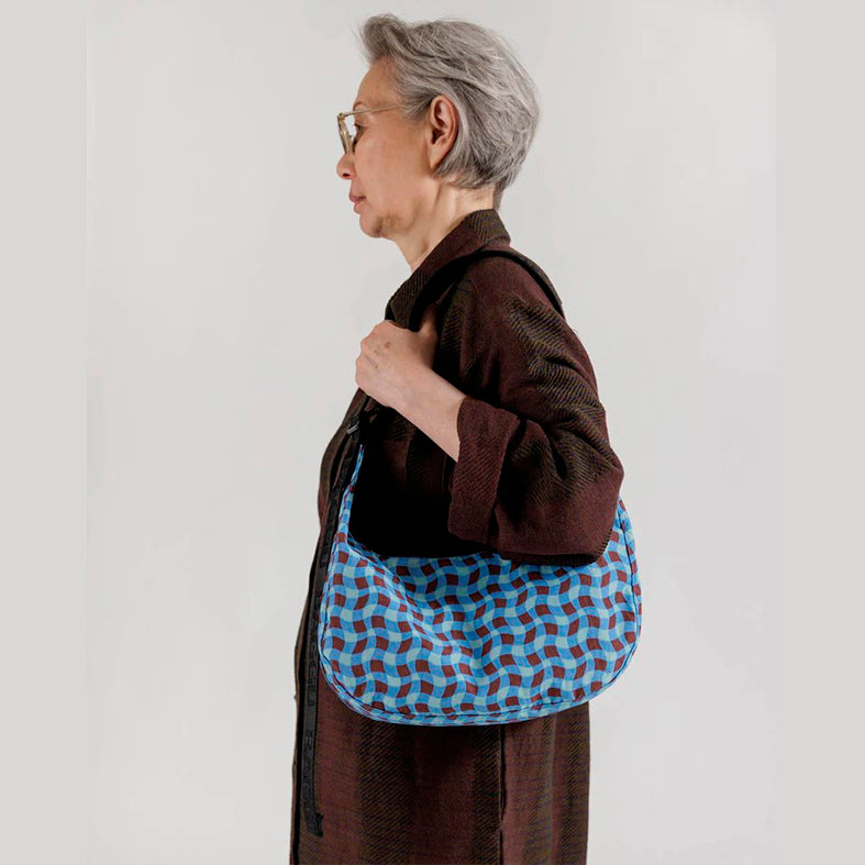 BOLSO - Baggu, Medium Nylon Crescent Bag Wavy Gingham Blue