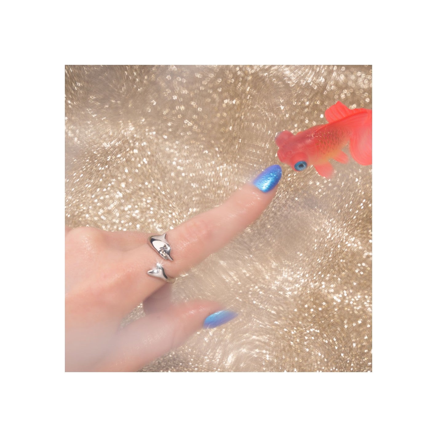 ANILLO - Coucou Suzette, Delfín Plata