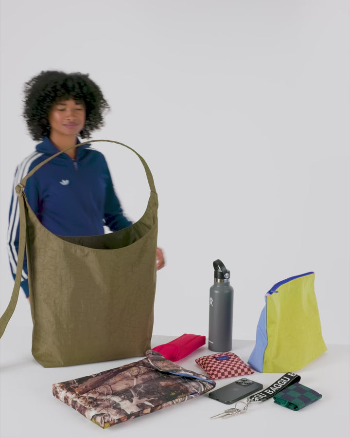 BOLSO - Baggu, Large Nylon Sling Bag Dove