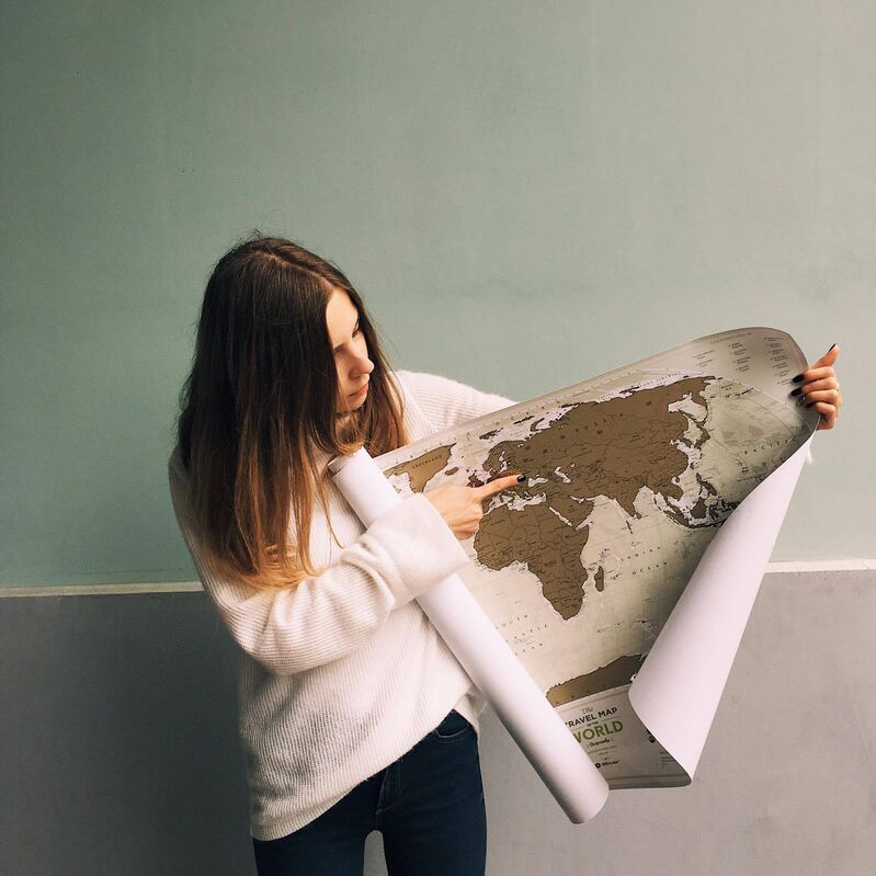 MAPA DEL MUNDO PARA RASCAR - 1DEA, Blanco y dorado