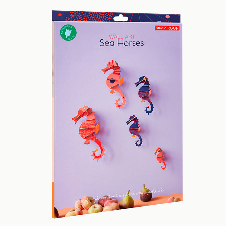 MAQUETA - Studio Roof, Sea Horses