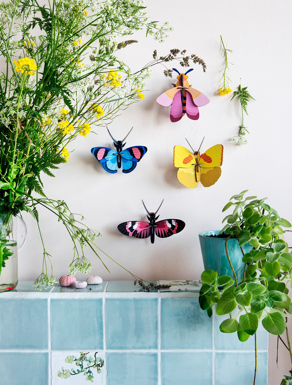 MAQUETA - Studio Roof, Peacock butterfly