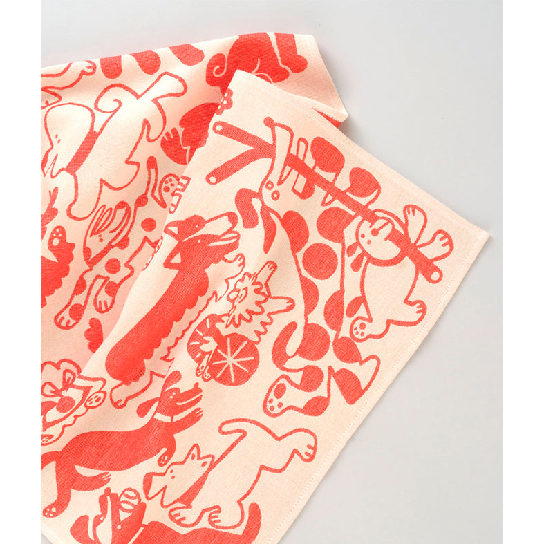 PAÑOS COCINA - Wrap Magazine, Dogs Day Out