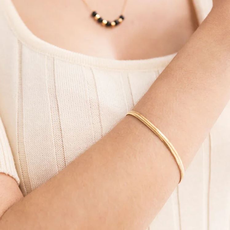 PULSERA - Srta Bolitas, Juno