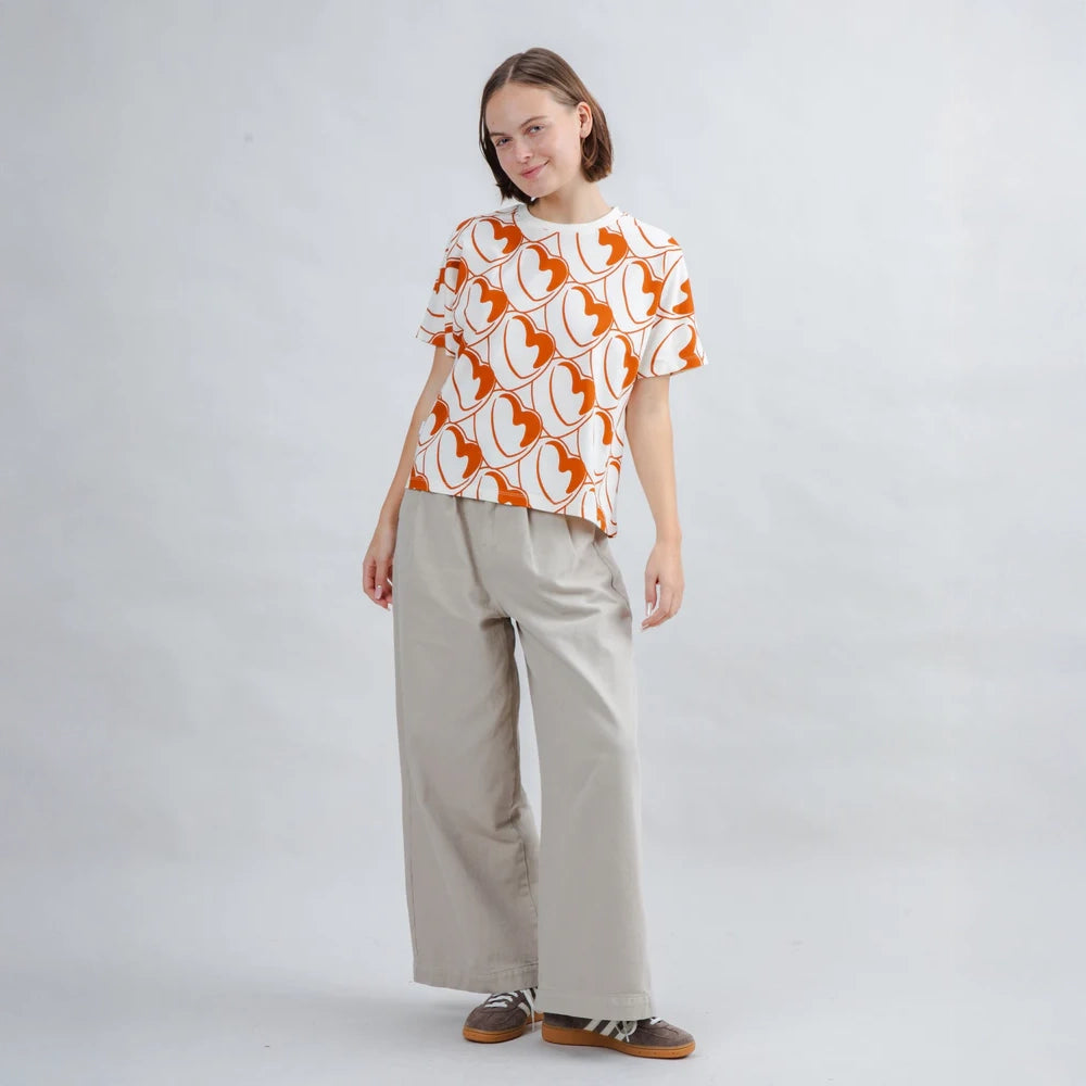 CAMISETA - Brava Fabrics, Oversize Bombon Allover Marrón