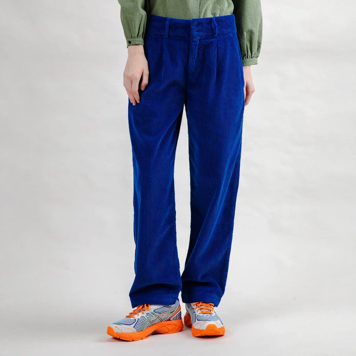 PANTALÓN - Brava Fabrics, Pana Plisados Azul Klein