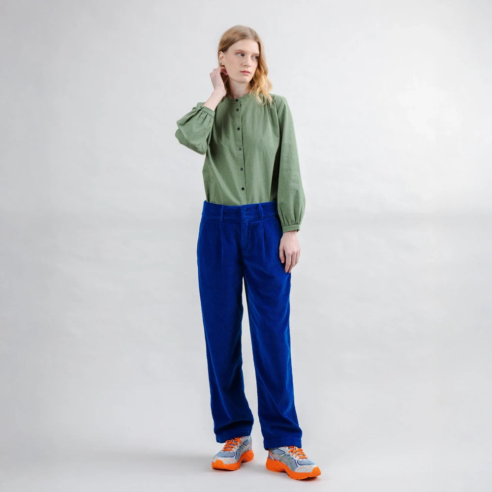 PANTALÓN - Brava Fabrics, Pana Plisados Azul Klein