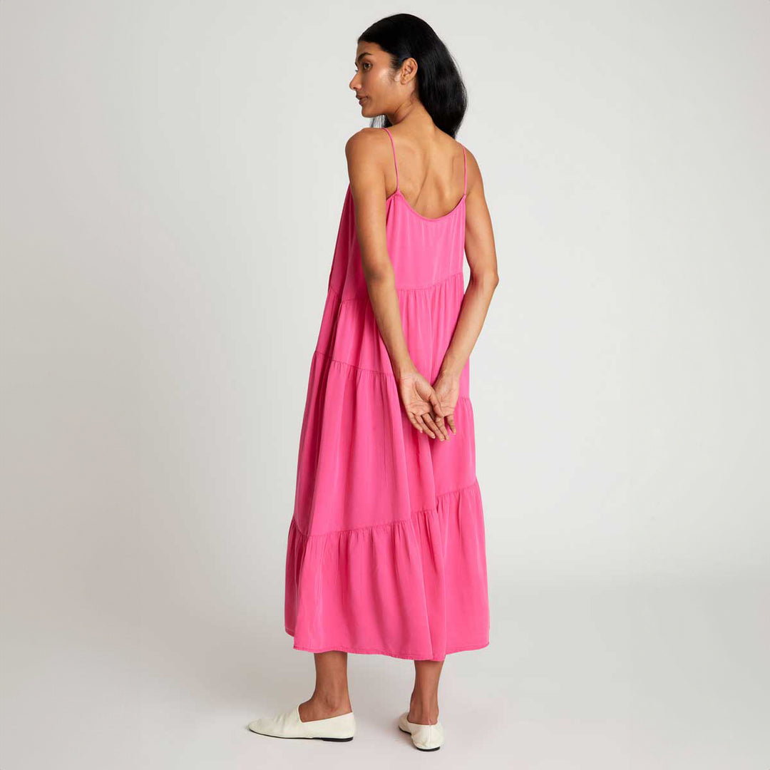 VESTIDO - Wild Pony, Largo Amplio Fucsia