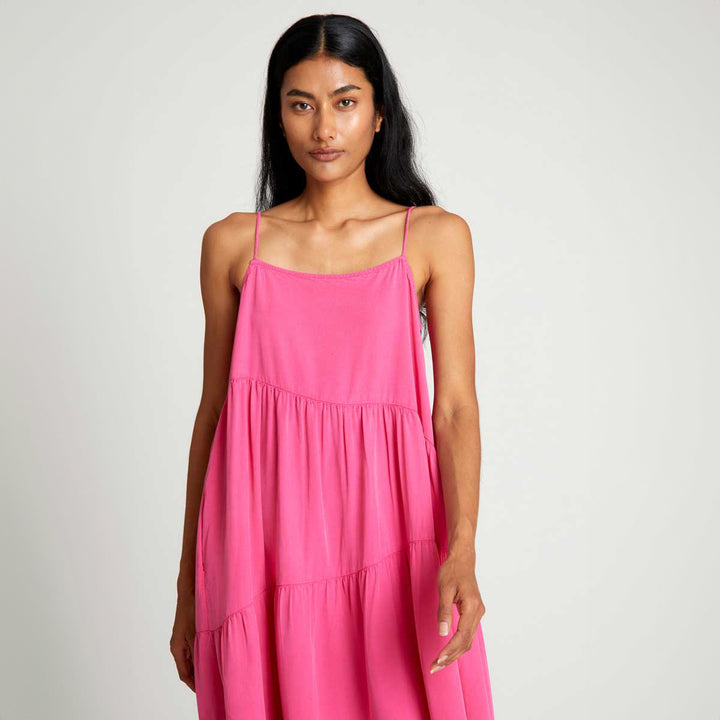 VESTIDO - Wild Pony, Largo Amplio Fucsia