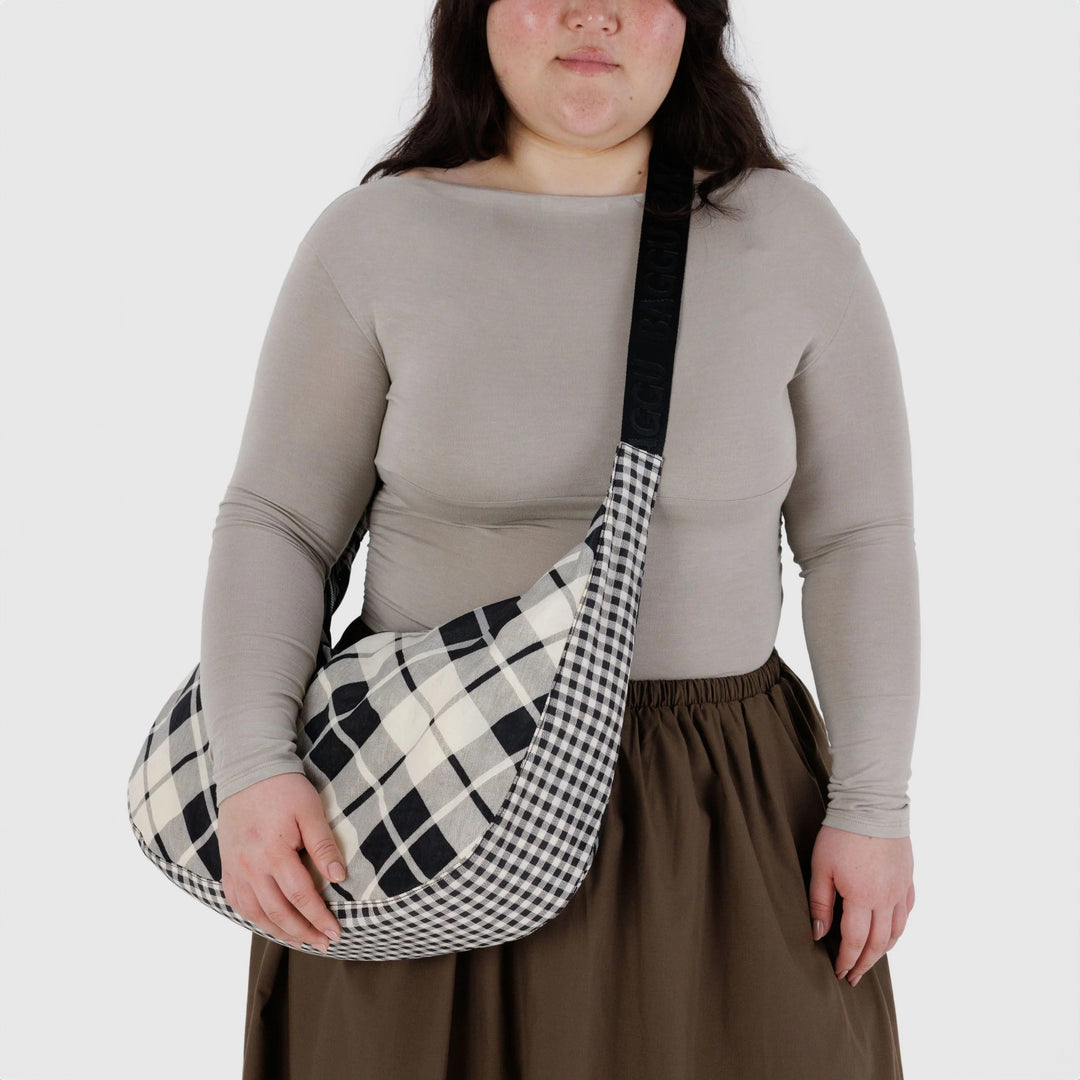 BOLSO - Baggu, Mixed Plaid Large Nylon Crescent Bag