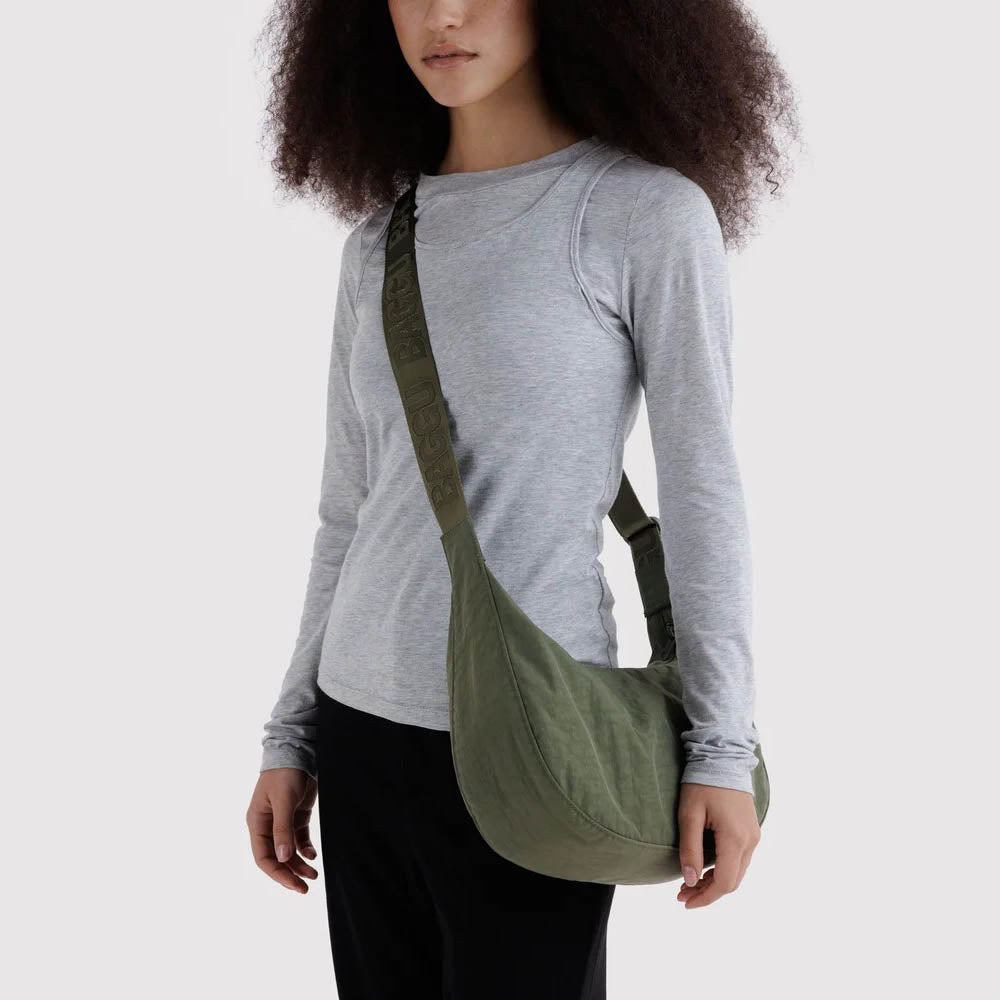 BOLSO - Baggu, Caper Medium Nylon Crescent Bag