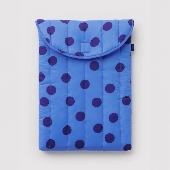 FUNDA DE PORTÁTIL 16" - Baggu, Blue Polka Dot Puffy Laptop Sleeve