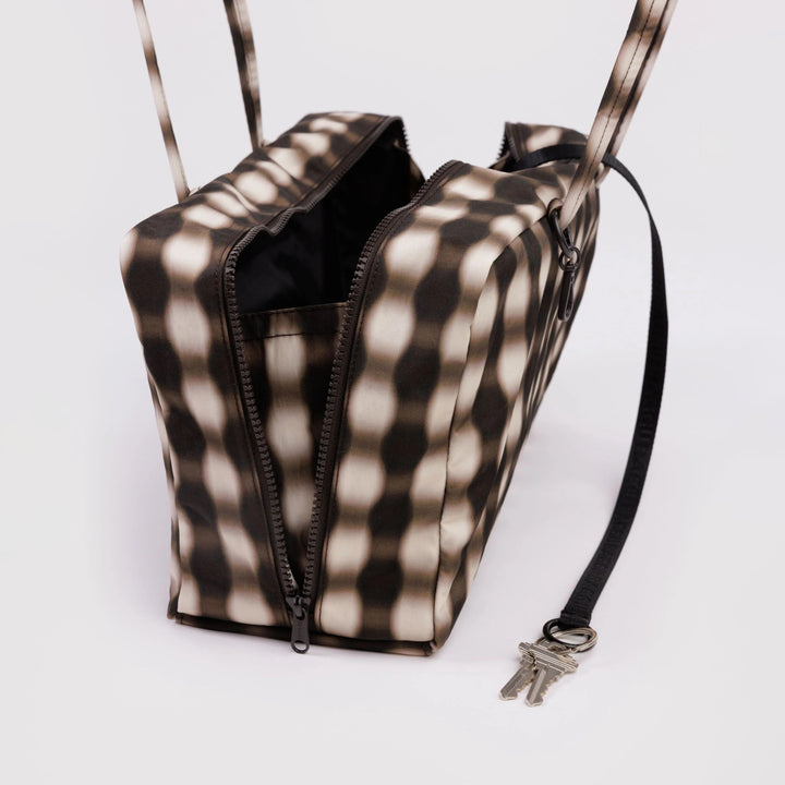 BOLSO - Baggu, Blurred Gingham Brown Medium Bowler Bag
