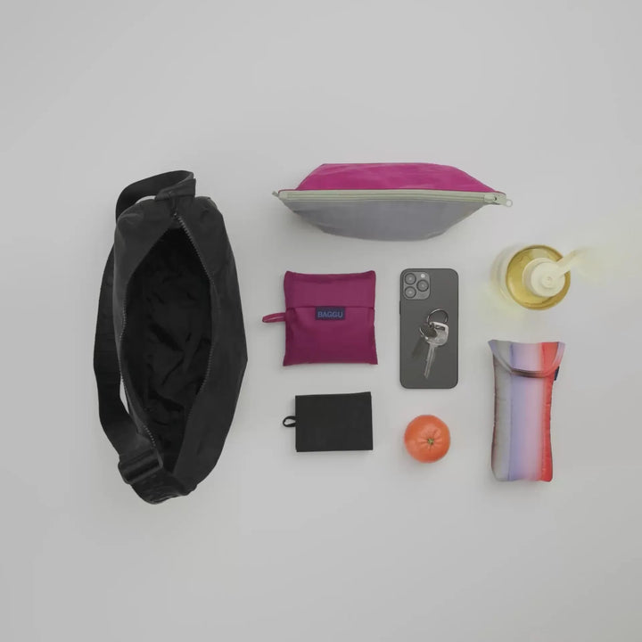 BOLSO - Baggu, Deep Fuchsia Medium Nylon Crescent Bag