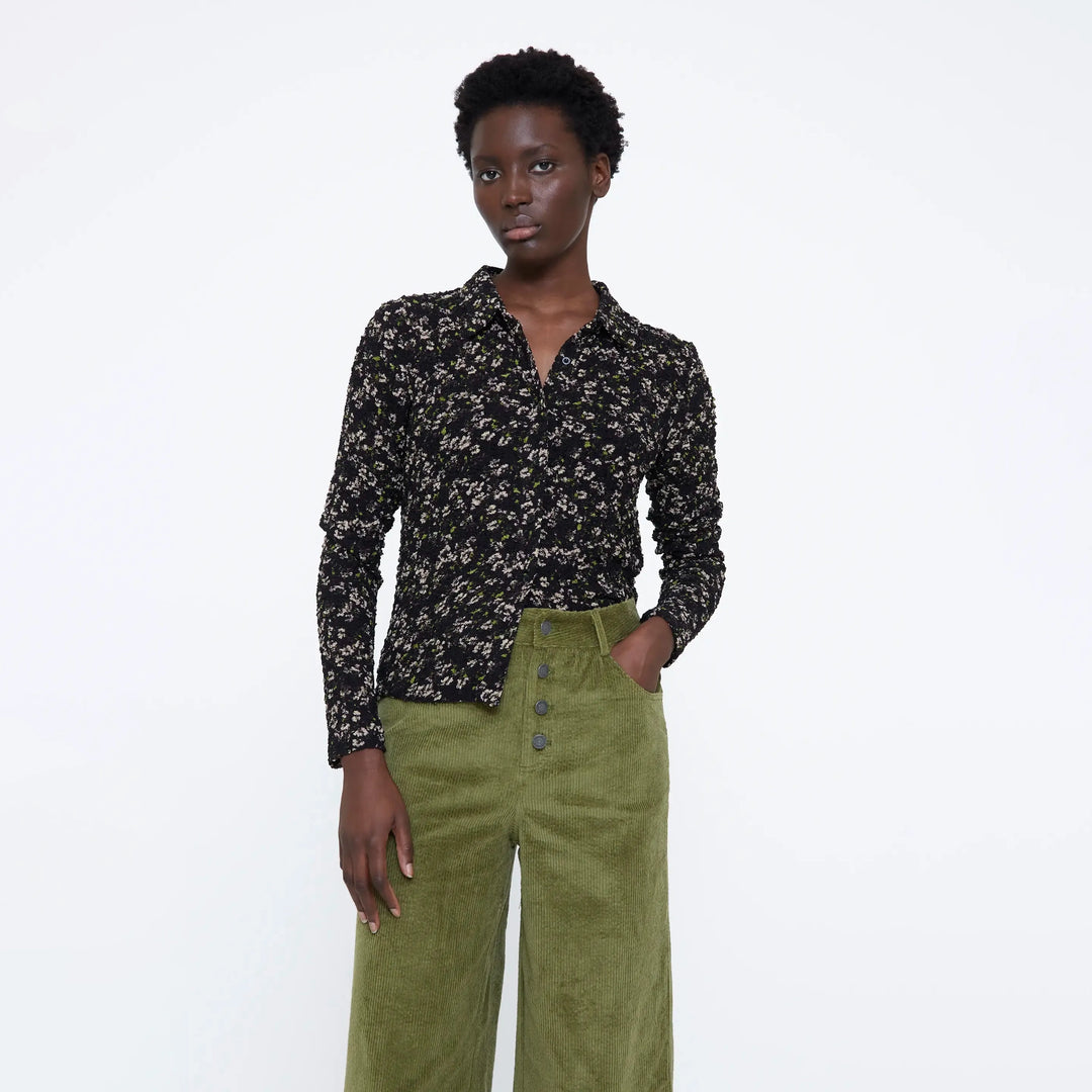 CAMISA - Wild Pony, Estampado de flores brillantes verde