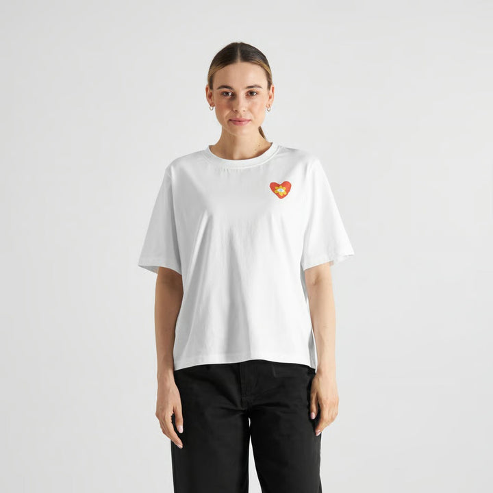 CAMISETA - DEDICATED, Vadstena Good Vibes White