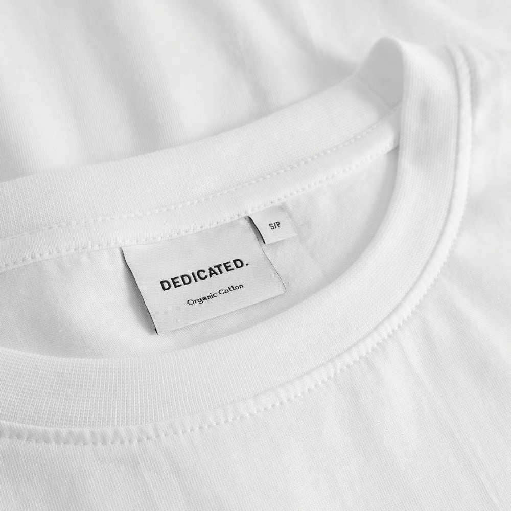 CAMISETA - DEDICATED, Vadstena Lamb White