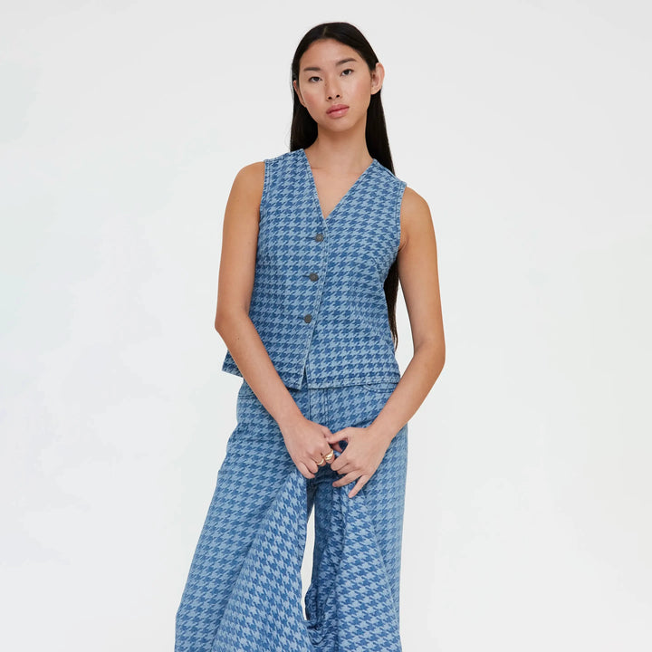 CHALECO - Wild Pony, Estampado pata de gallo azul