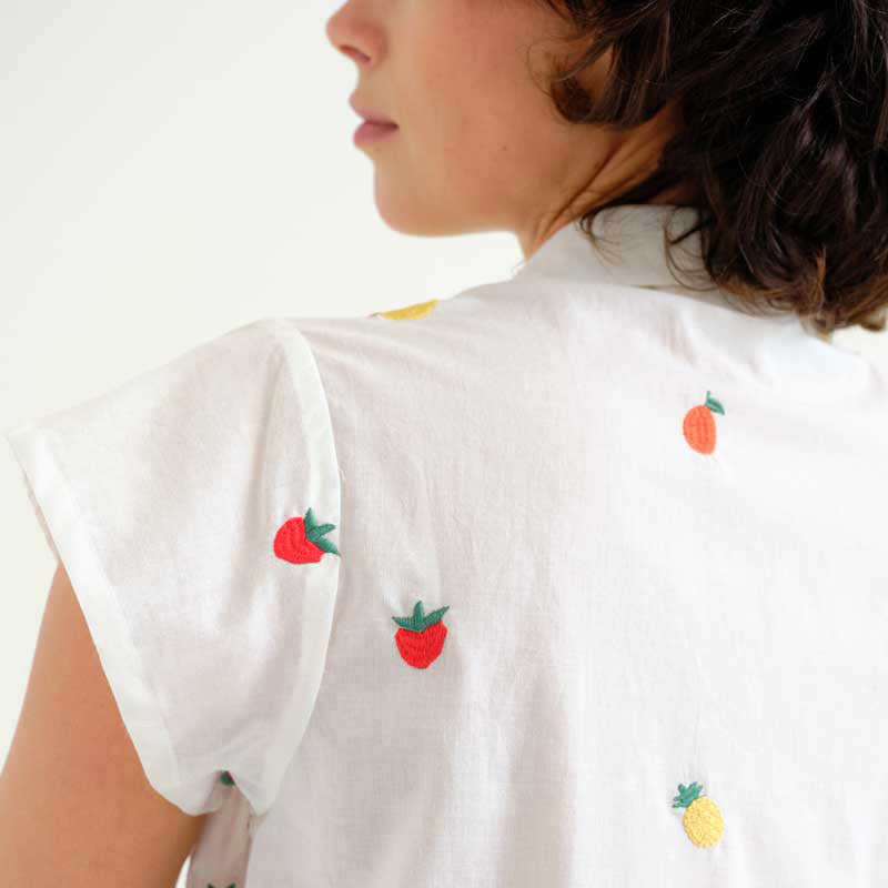 CAMISA - Compañía Fantástica, Bordado de Ensalada de frutas