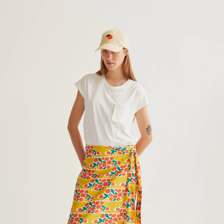 CAMISETA- Compañía Fantástica, 100% algodón blanco