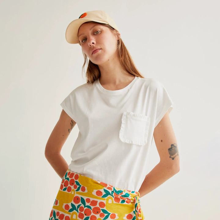 CAMISETA- Compañía Fantástica, 100% algodón blanco