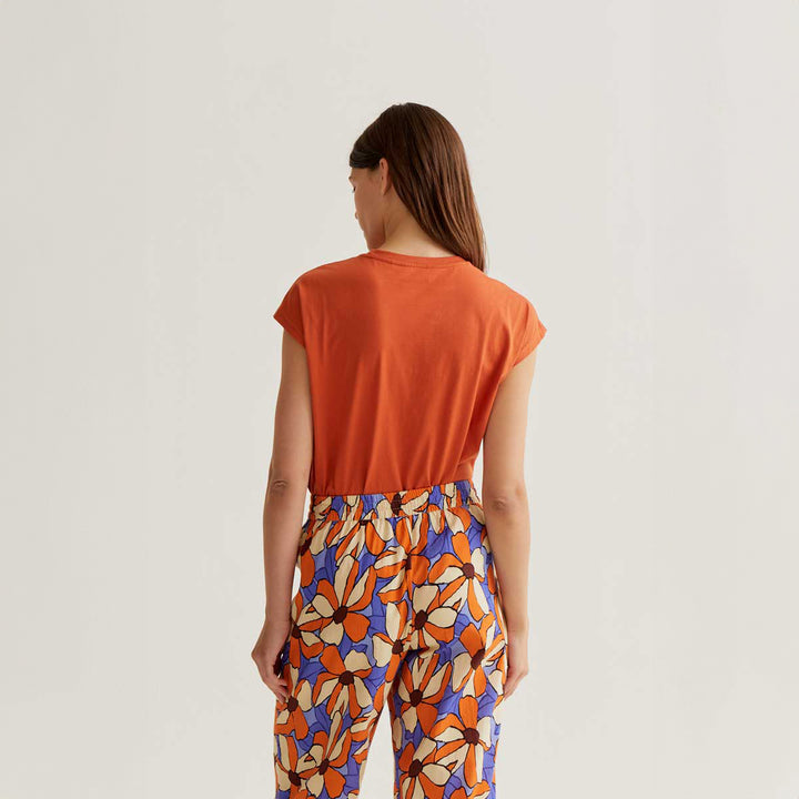 CAMISETA- Compañía Fantástica, 100% algodón naranja