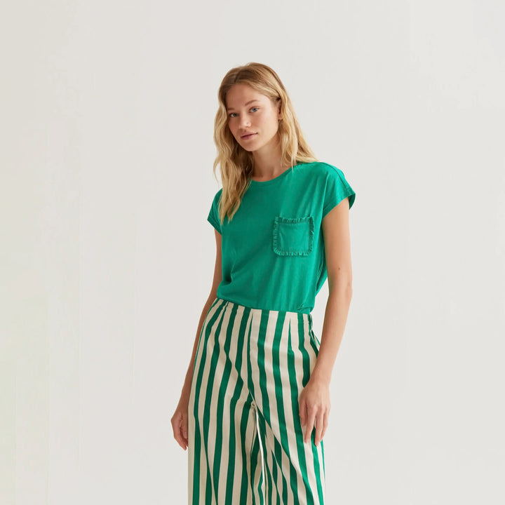 CAMISETA- Compañía Fantástica, 100% algodón verde