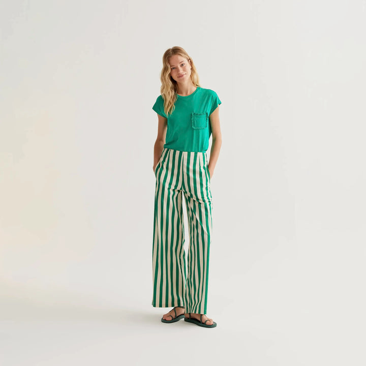 CAMISETA- Compañía Fantástica, 100% algodón verde