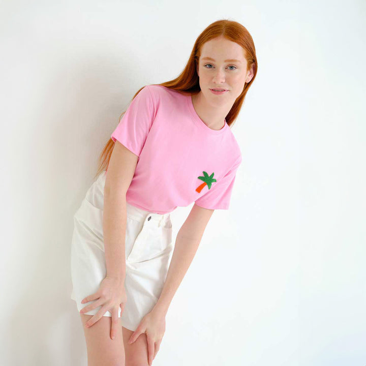 CAMISETA- Compañía Fantástica, Bordado de palmera
