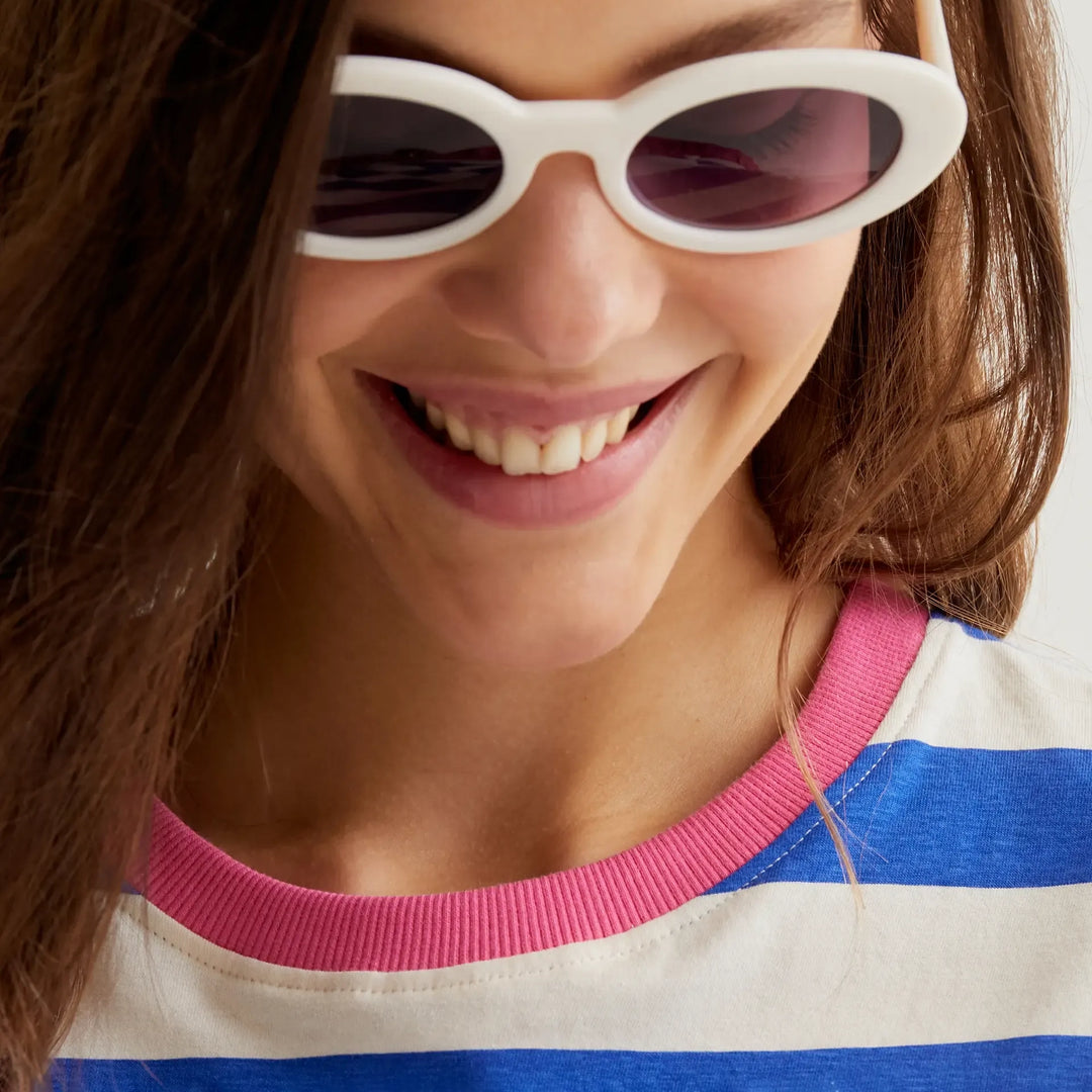 CAMISETA- Compañía Fantástica, Estampado de rayas azul y blanco