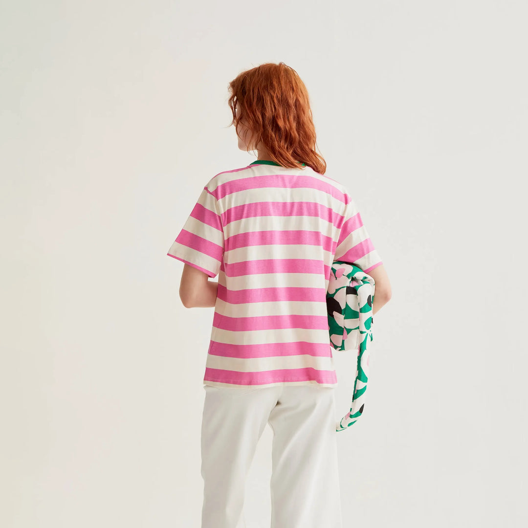 CAMISETA- Compañía Fantástica, Estampado de rayas rosa y blanco