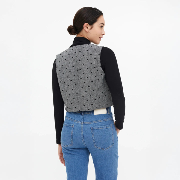 CHALECO - Compañía Fantástica, Tweed con estampado de corazones negro