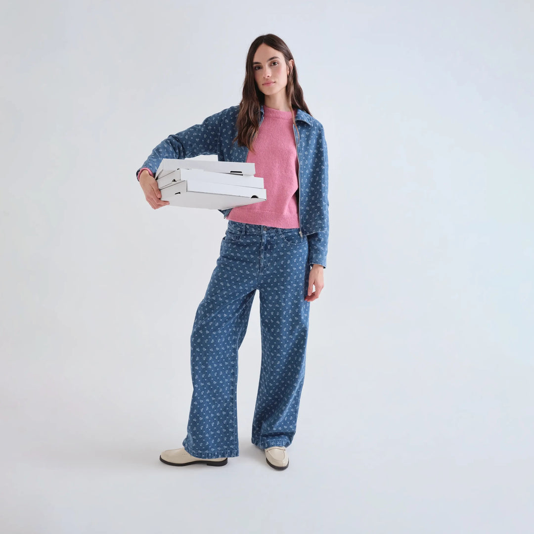 CHAQUETA - Compañía Fantástica, Vaquera azul con estampado de corazones