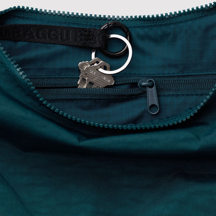 BOLSO - Baggu, Deep Sea Medium Nylon Crescent Bag