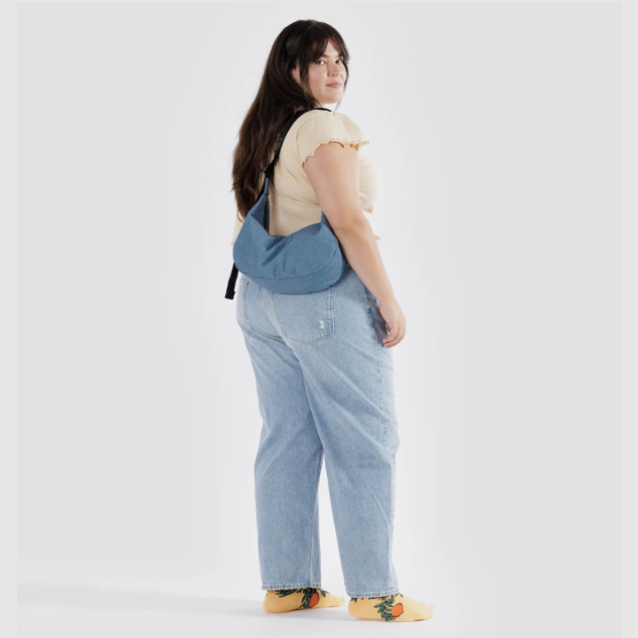 BOLSO - Baggu, Medium Nylon Crescent Bag Digital Denim