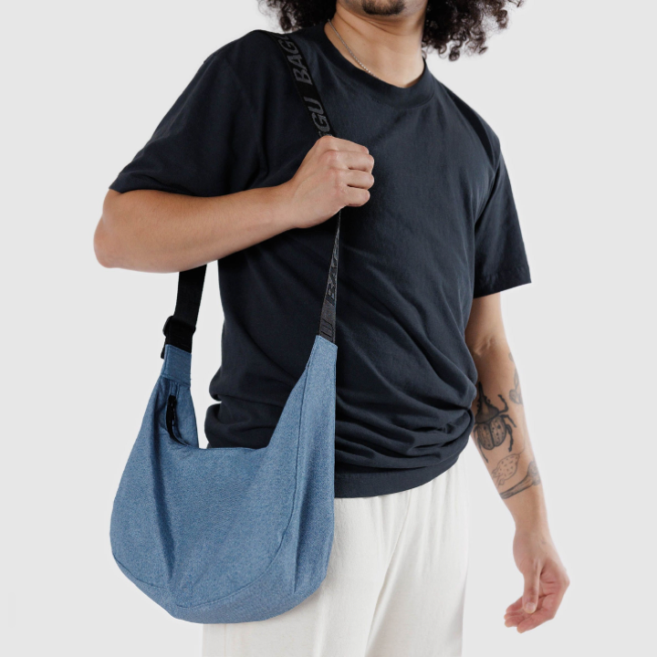 BOLSO - Baggu, Medium Nylon Crescent Bag Digital Denim