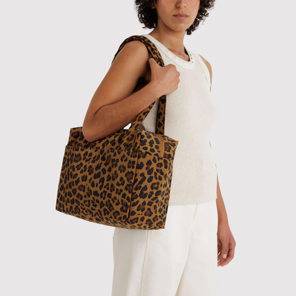 BOLSO - Baggu, Leopard Everyday Cloud Bag