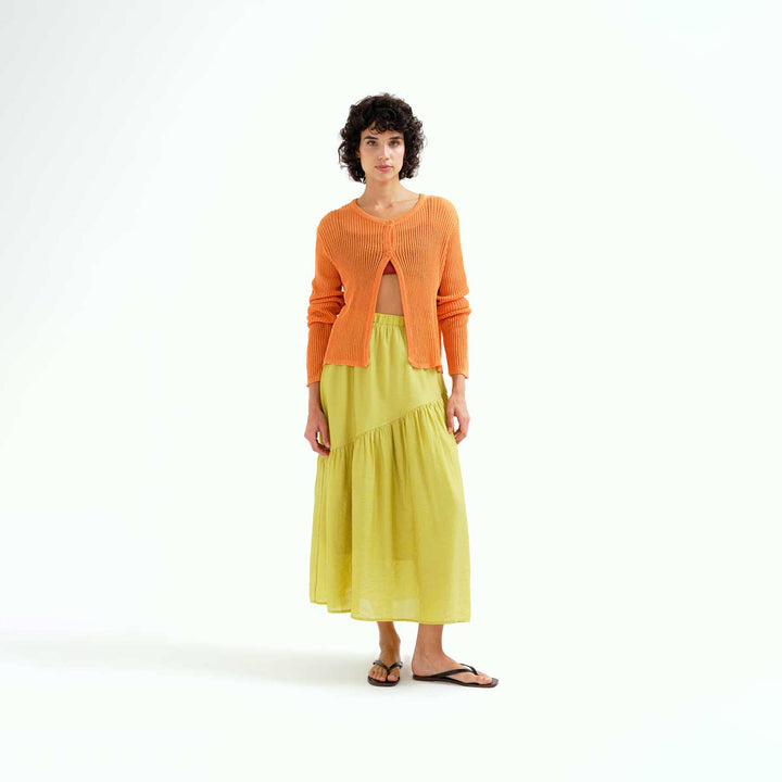 FALDA - Compañía Fantástica, Larga verde pistacho con corte asimétrico