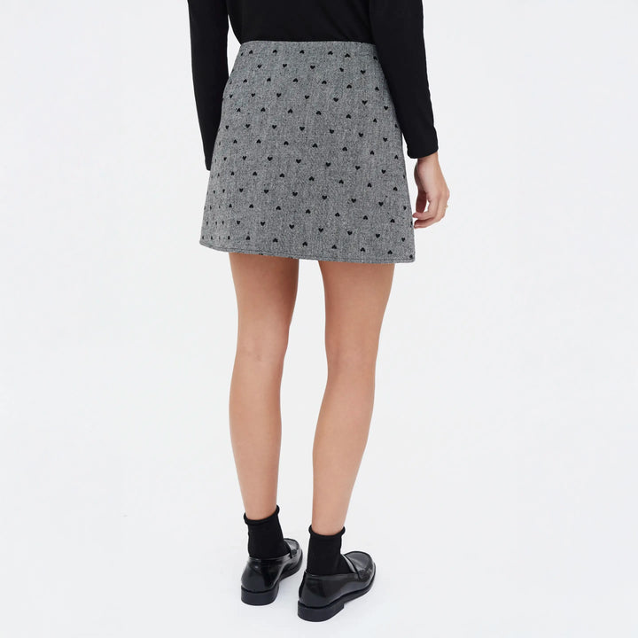 FALDA - Compañía Fantástica, Tweed con estampado de corazones negro